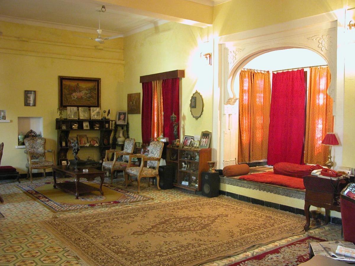 Bassi Fort Palace Chittorgarh Buitenkant foto