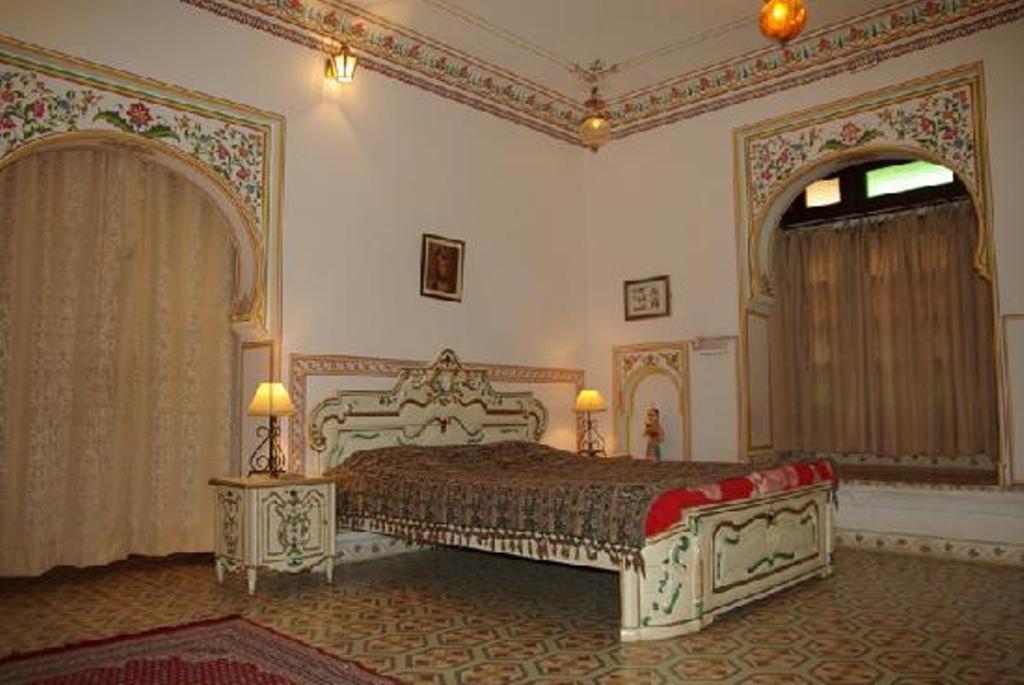 Bassi Fort Palace Chittorgarh Buitenkant foto